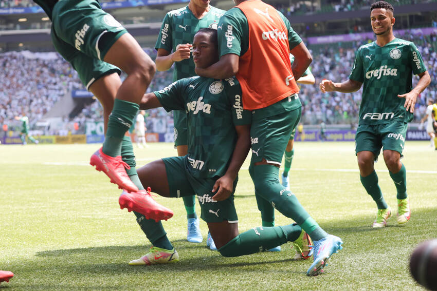 Palmeiras goleia o Santos e é campeão da Copinha; Seleção se apresenta