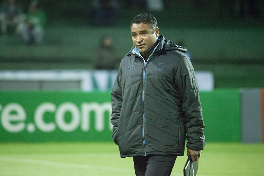 Grêmio apresenta o técnico Roger Machado, que mira desafio da Série B