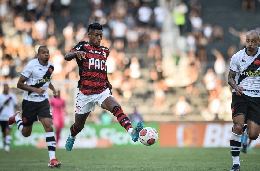 Flamengo: Bruno Henrique e Pablo, lesionados, não jogam contra o Vasco