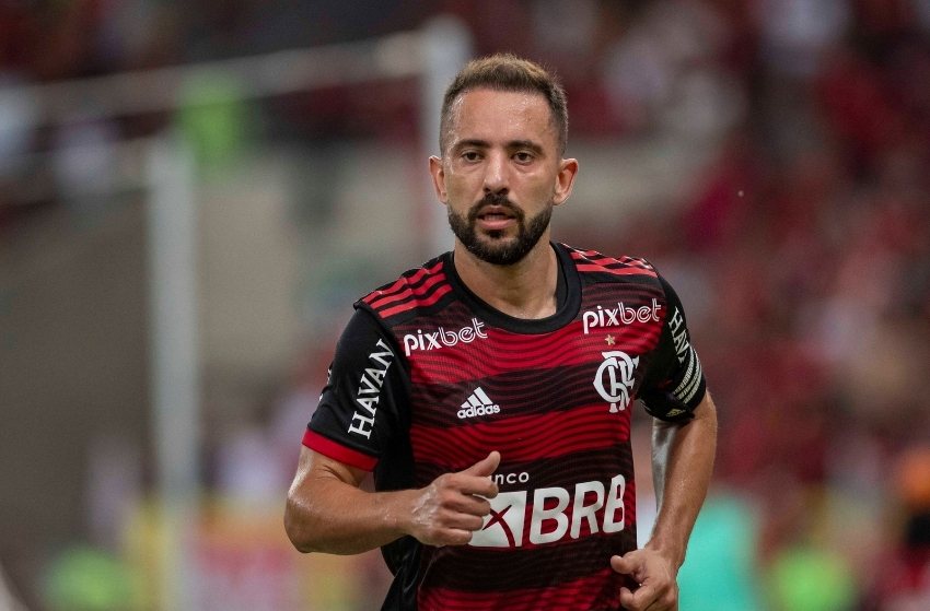 Flamengo: Everton Ribeiro diz que não sabia de reunião com torcedores