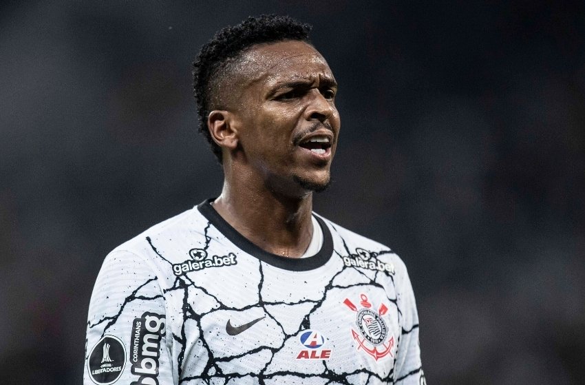 Corinthians e jogador Jô rescindem contrato