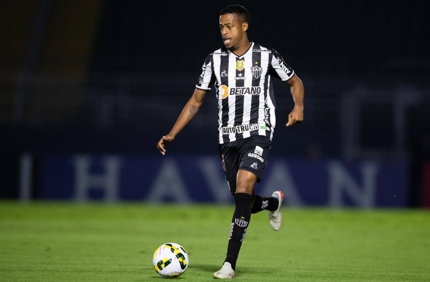 Atlético-MG: Keno trabalha com bola em recuperação de lesão na coxa