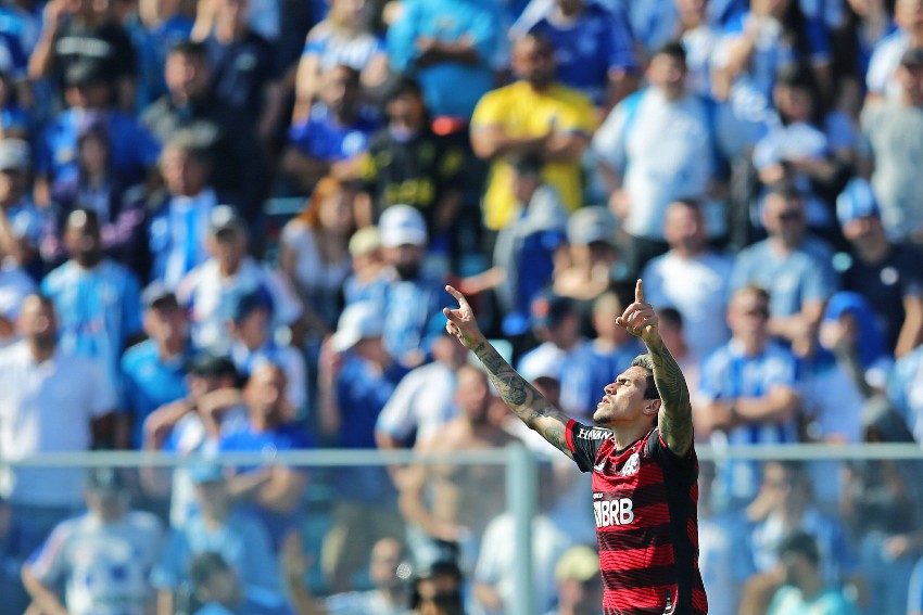 Pedro marca mais um gol pelo Flamengo