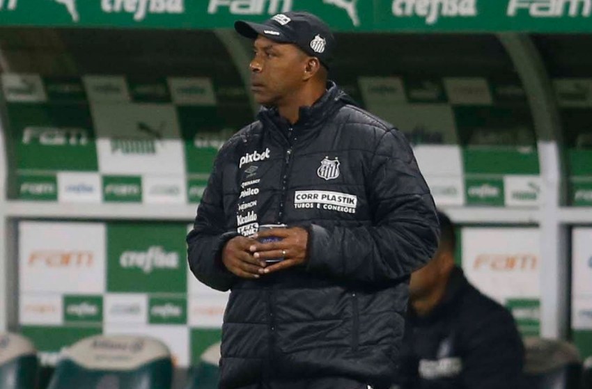 Orlando Ribeiro comanda o Santos