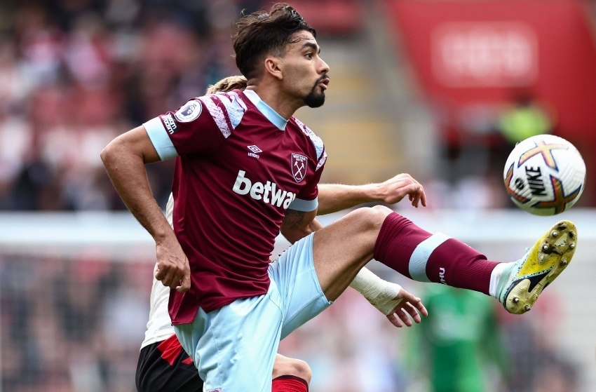 Paquetá jogando pelo West Ham