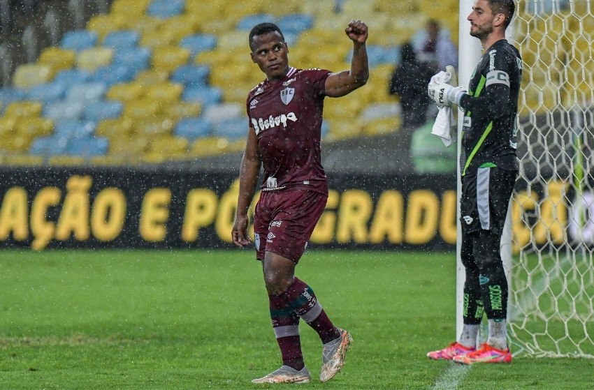 Arias jogando pelo Fluminense