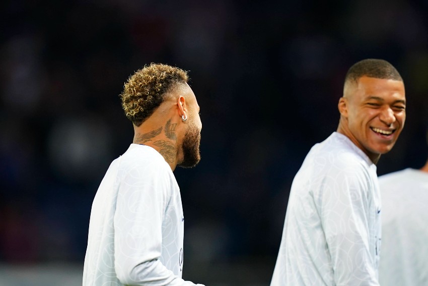 Neymar e Mbappé, do PSG