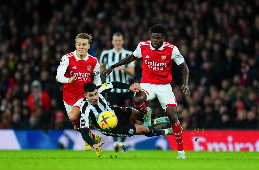 Arsenal e Newcastle empatam por 0 a 0