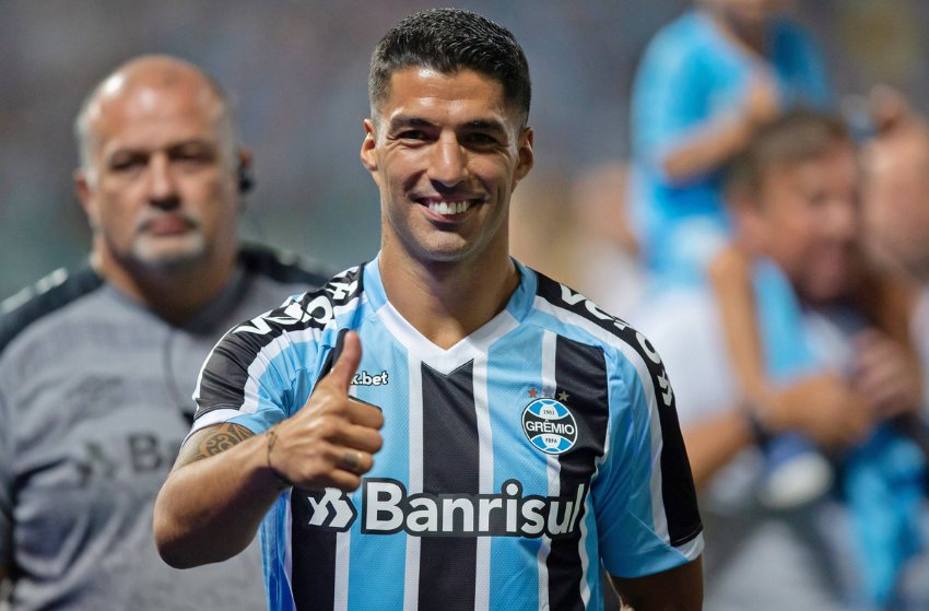 Grêmio Apresenta O Uruguaio Luis Suárez Com Festa Na Arena 8472