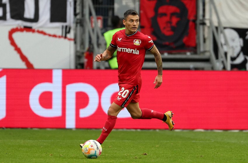 Charles Aránguiz, do Bayer Leverkusen