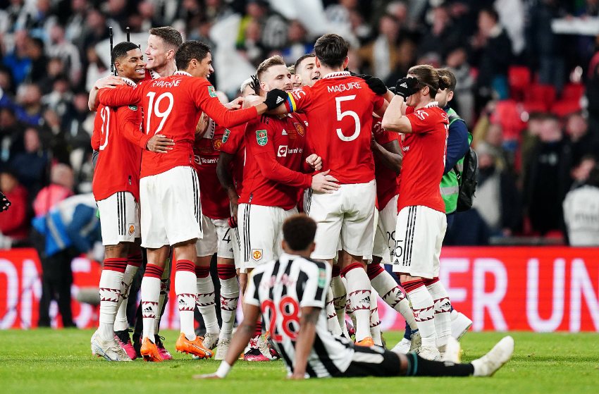 Manchester United conquista a Copa da Liga Inglesa