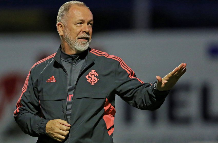 Mano Menezes, técnico do Inter