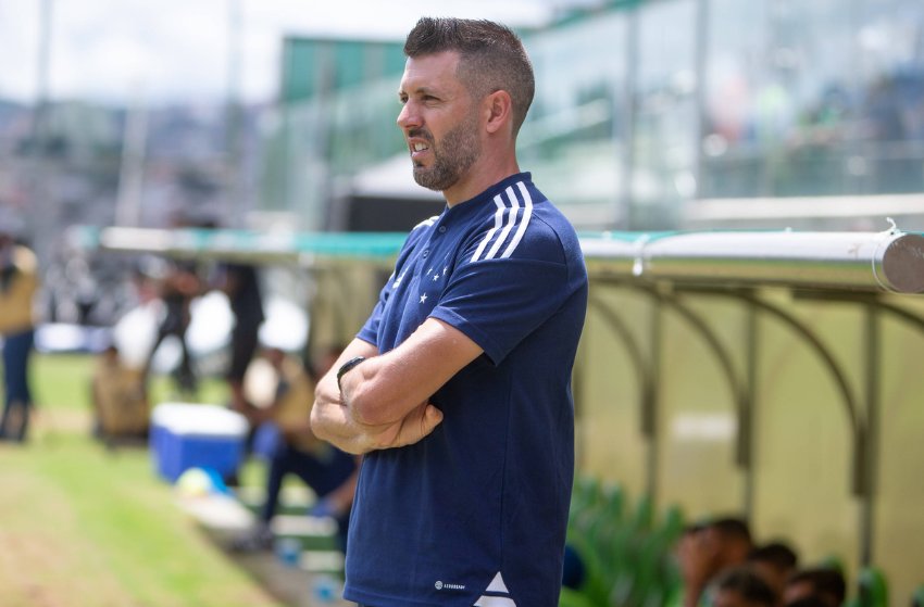 Pezzolano, técnico do Cruzeiro