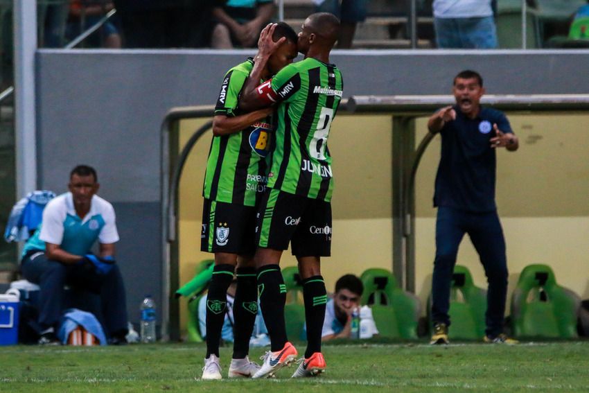 Juninho, do América-MG