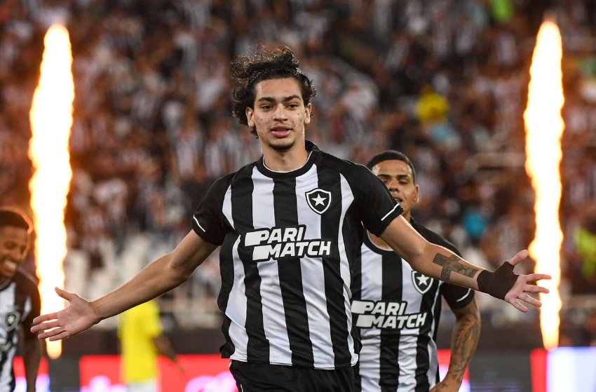 Matheus Nascimento, do Botafogo