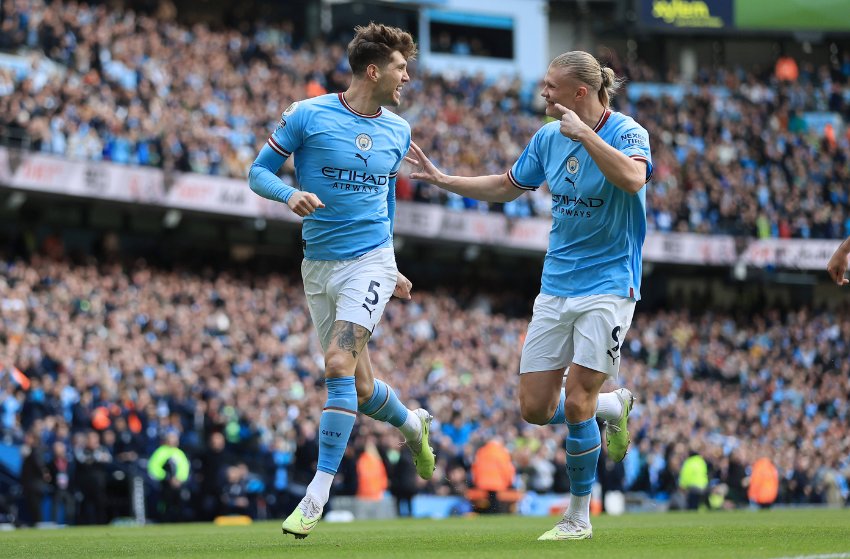 Stones e Haaland, do Manchester City