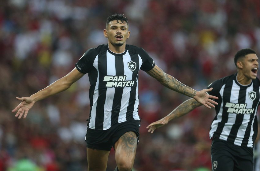 Tiquinho Soares, do Botafogo