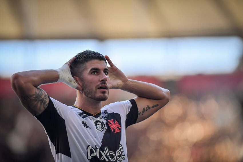 Pedro Raul abriu o placar para o Vasco na partida deste domingo (@Imago/Fotoarena)