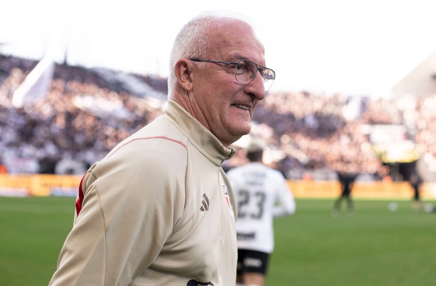 Dorival Júnior, técnico do São Paulo