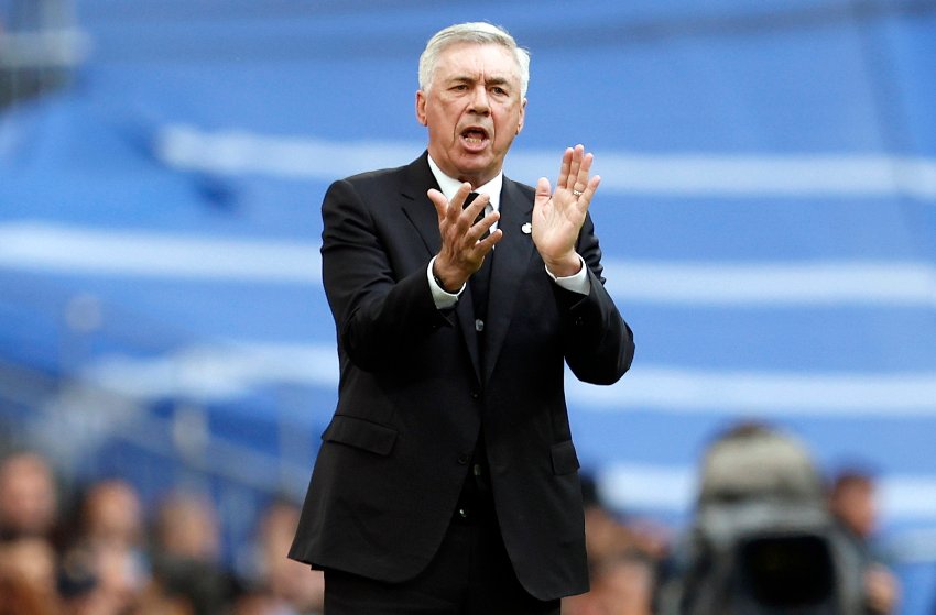 Técnico Carlo Ancelotti