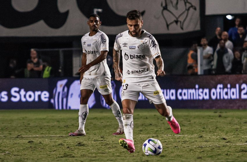 Lucas Lima, do Santos