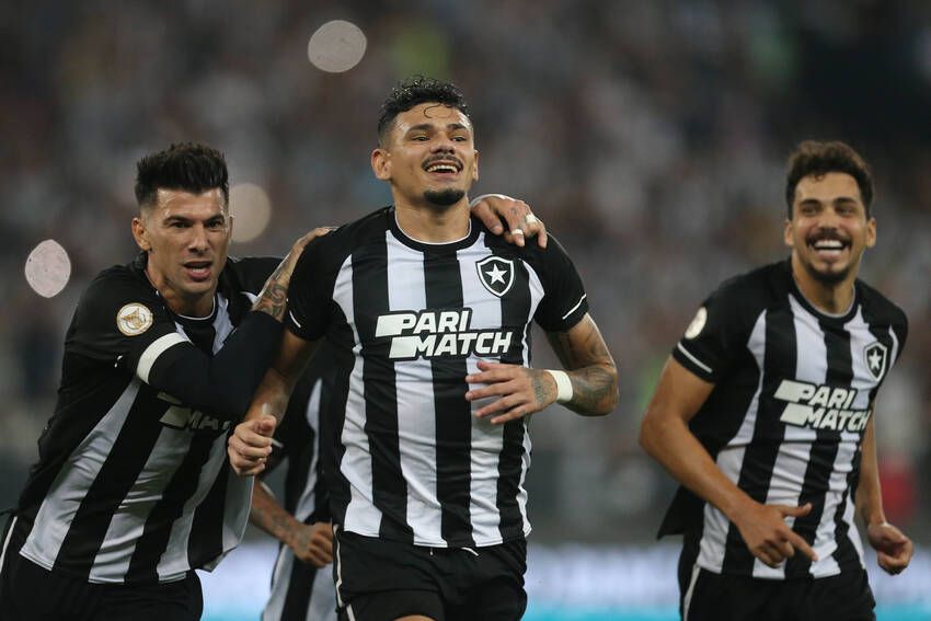 Tiquinho Soares, do Botafogo