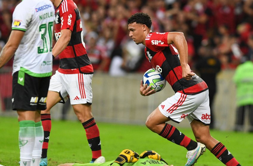 Victor Hugo, do Flamengo