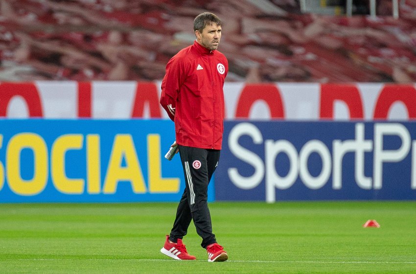 Eduardo Coudet, técnico do Inter