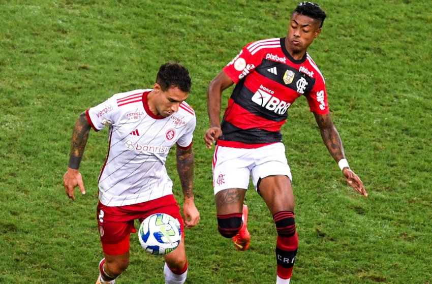 Flamengo e Inter empatam sem gols no Maracanã