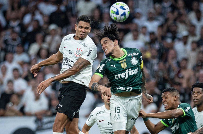 Corinthians e Palmeiras ficam no 0 a 0