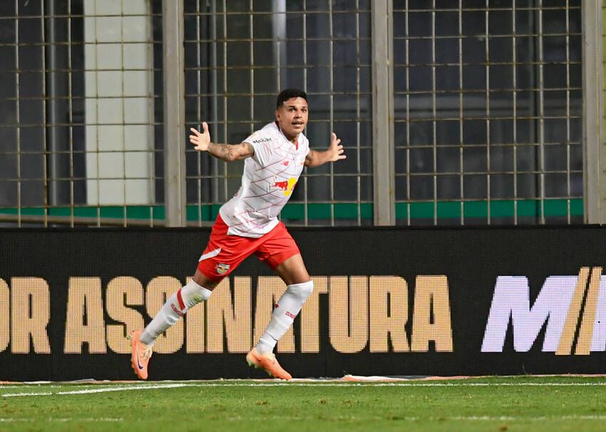 Jadsom Silva, do Bragantino