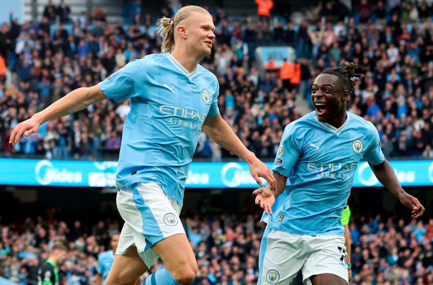 Haaland volta a marcar, City vence Brighton e mantém liderança do