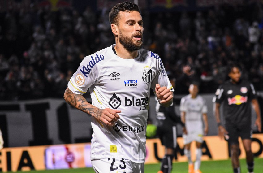 Lucas Lima, do Santos