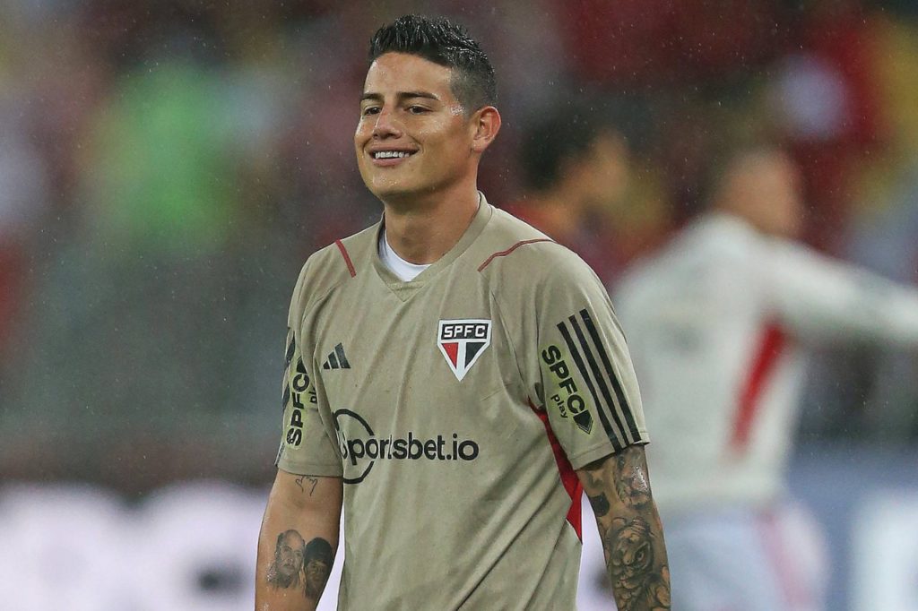 James Rodríguez do São Paulo no campo de jogo