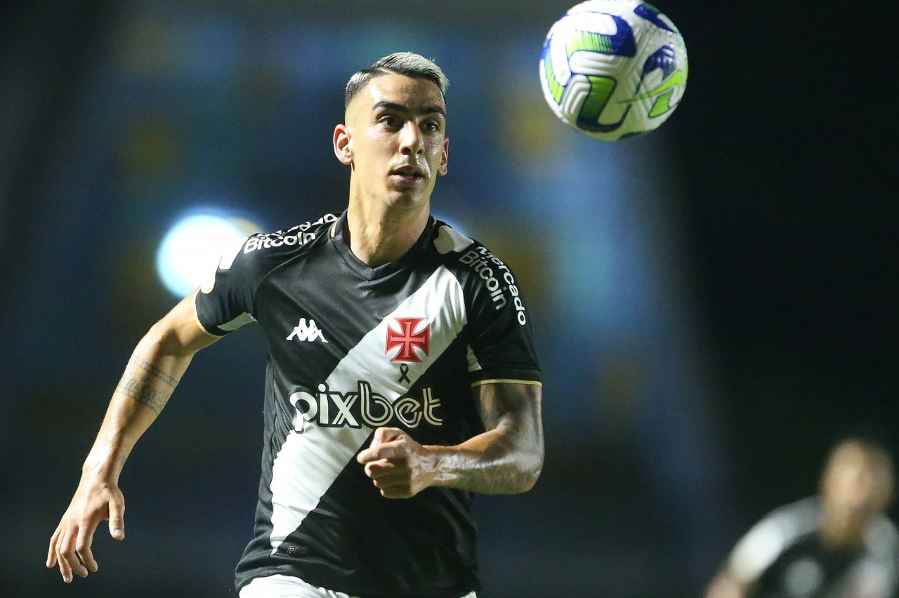 Léo joga hoje? Os suspensos e lesionados do Vasco para enfrentar o  Palmeiras pelo Brasileirão