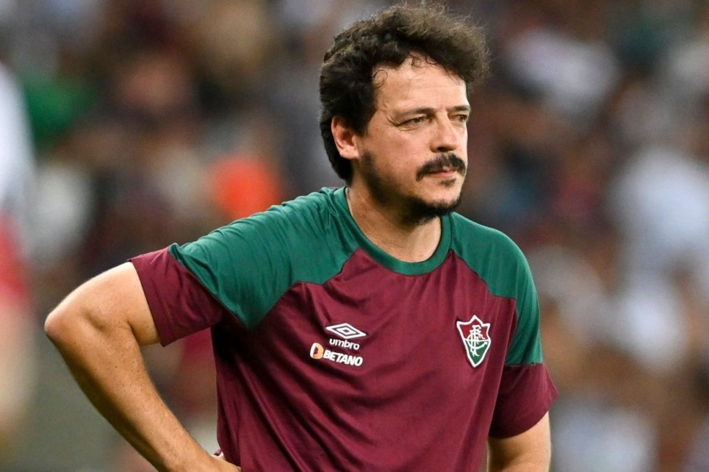 Técnico Fernando Diniz comanda o Fluminense no Mundial de Clubes