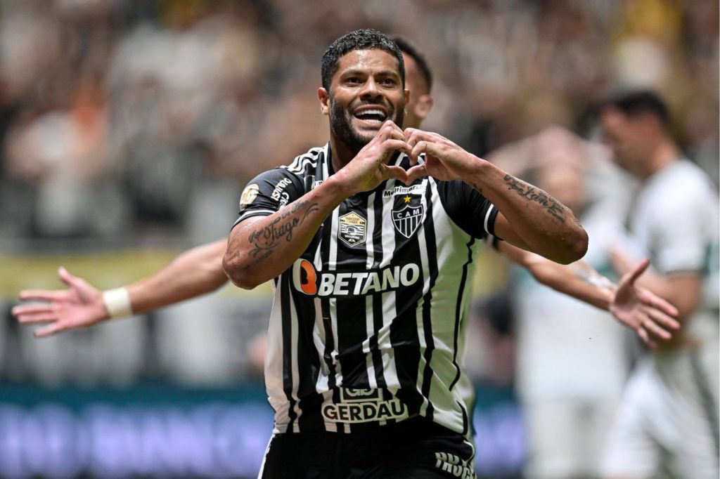 Hulk comemorando gol pelo Atlético Mineiro