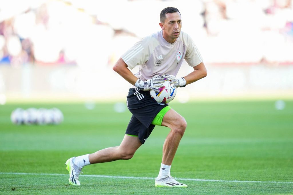 Goleiro Agustín Marchesín em ação pelo Celta de Vigo, da Espanha