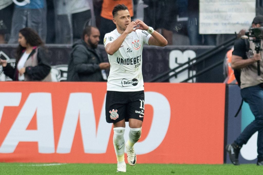 Atacante Romero comemora gol do Corinthians na vitória em cima do Guarani pelo Campeonato Paulista