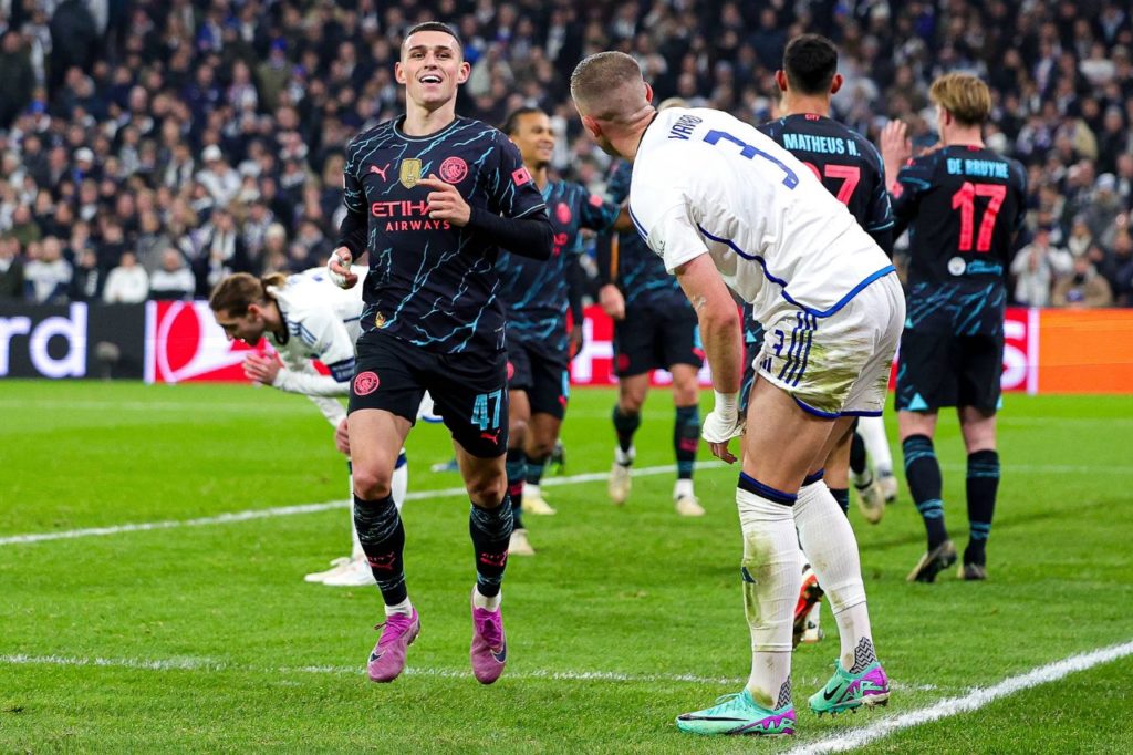 Foden comemora gol pelo Manchester City nas oitavas de final da Liga dos Campeões