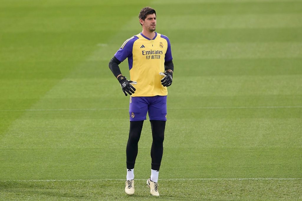 Goleiro Courtois em treino do Real Madrid