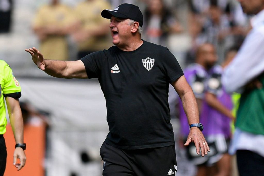 Técnico Luiz Felipe Scolari no comando do Atlético no Mineiro