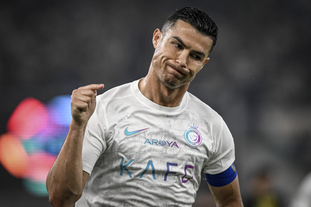 Cristiano Ronaldo, do Al-Nassr, comemora um dos gols marcados pela equipe na Liga Saudita.