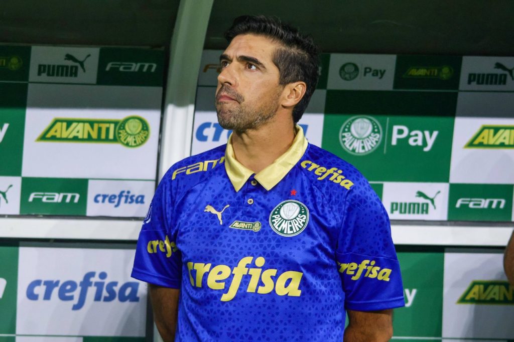 Técnico Abel Ferreira define os jogadores do Palmeiras inscritos na Libertadores