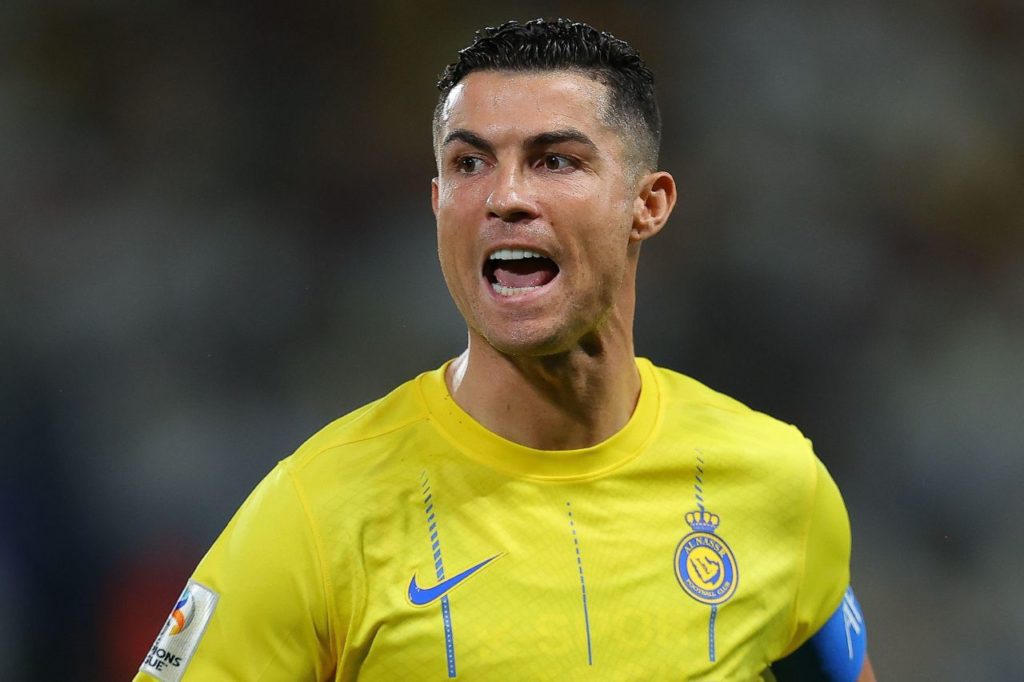 Cristiano Ronaldo comemora gol pelo Al-Nassr no Campeonato Saudita