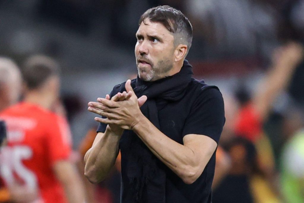 Técnico Eduardo Coudet no comando do Internacional