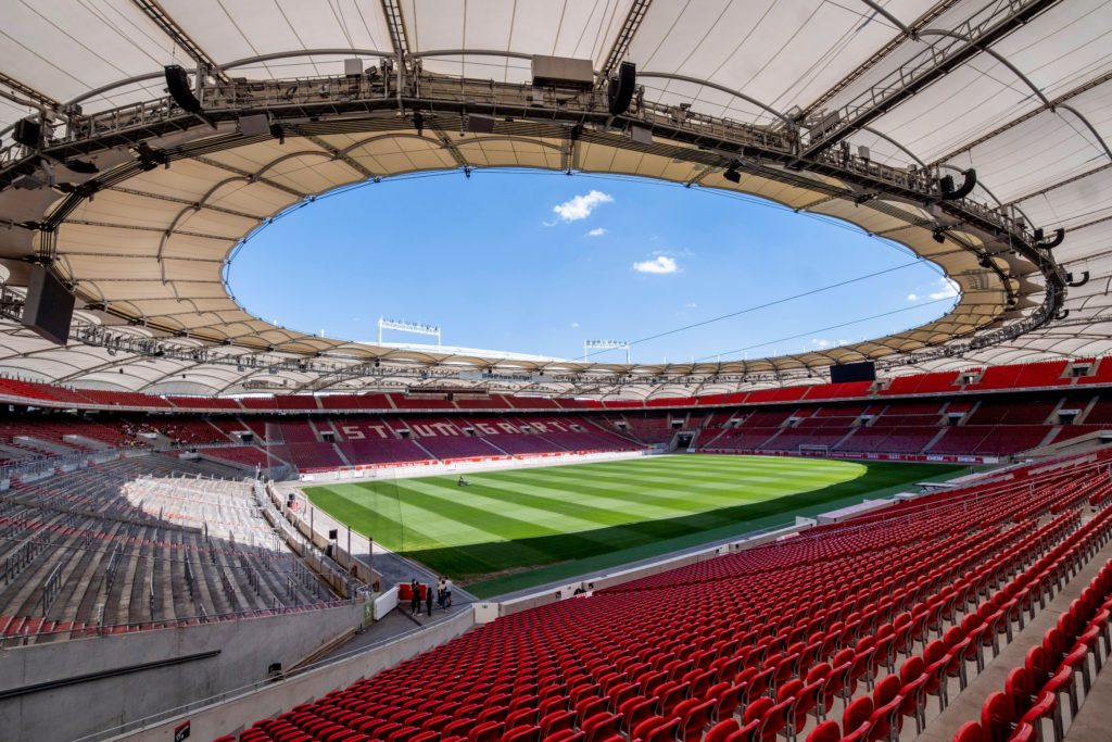 Vista interna do estádio Stuttgart EURO 2024 em Stuttgart, Alemanha, terça-feira, 14 de maio de 2024.