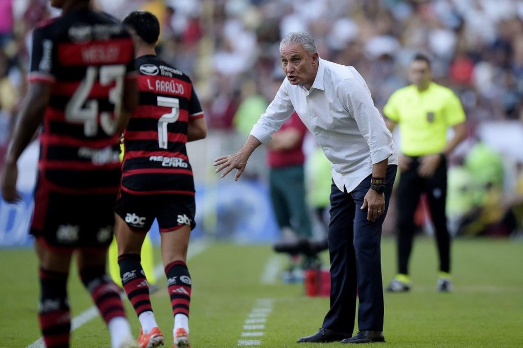 Técnico Tite no comando do Flamengo no Brasileirão