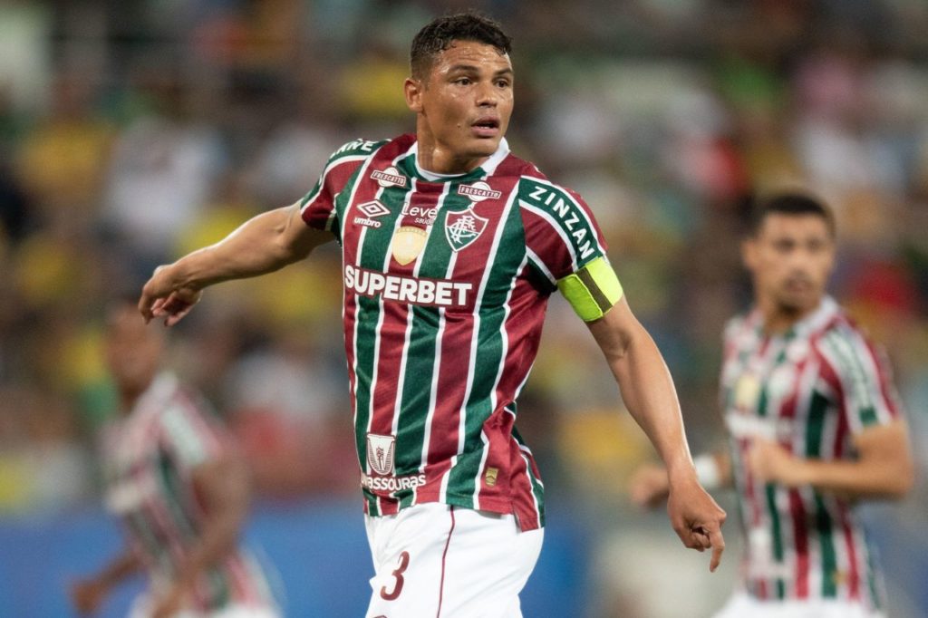 Zagueiro Thiago Silva estreia pelo Fluminense na vitória sobre o Cuiabá