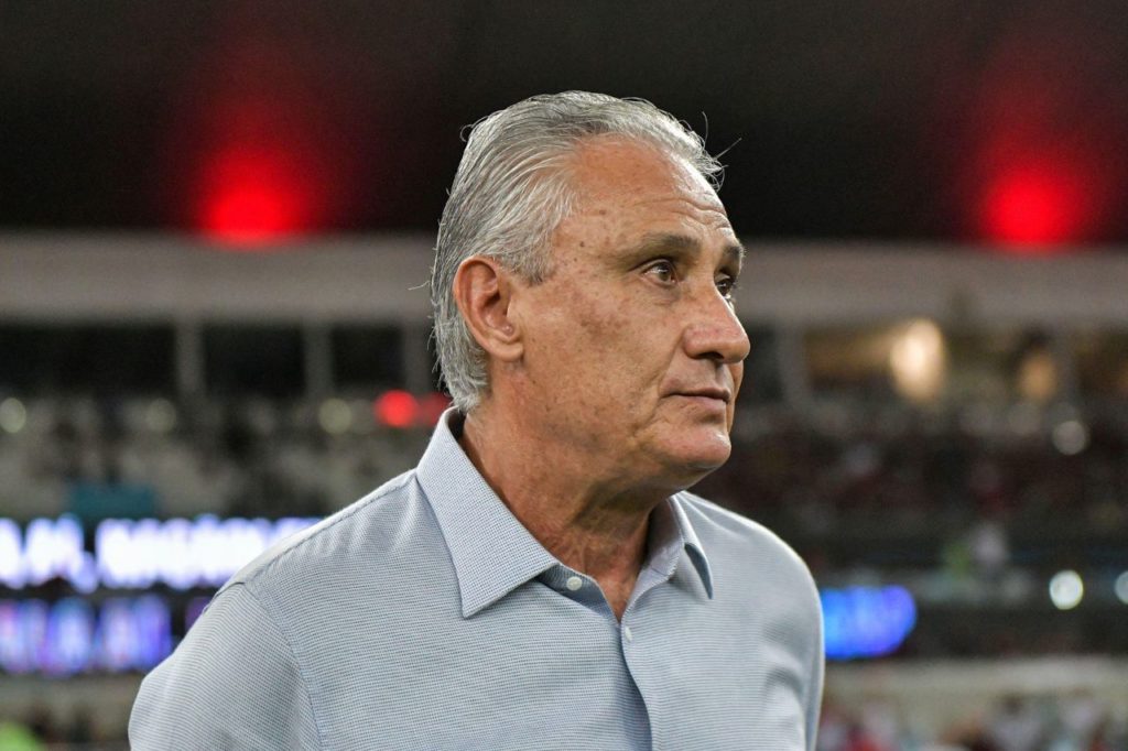 Técnico Tite no comando do Flamengo no Maracanã